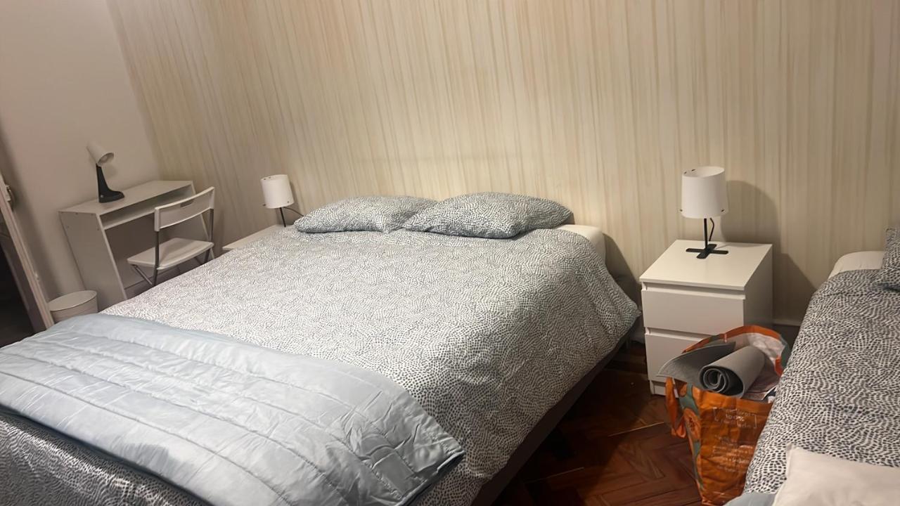 Habitacion Privada Para 3 Grande Con Balcon Lissabon Buitenkant foto